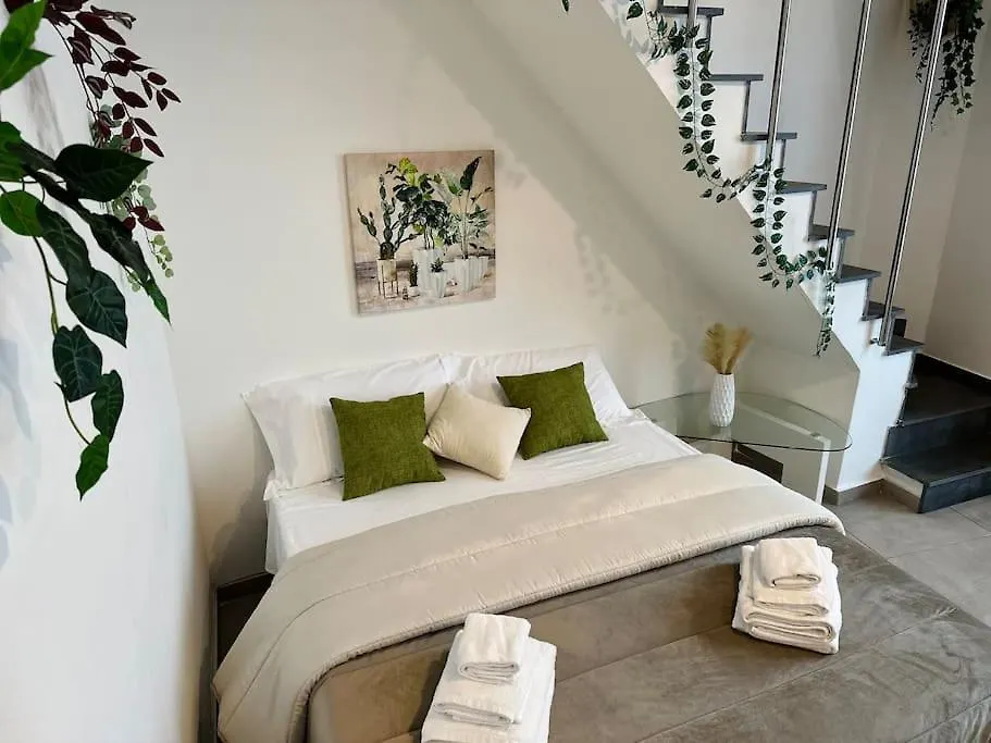 Lucrezia'S Home A Catania Italy