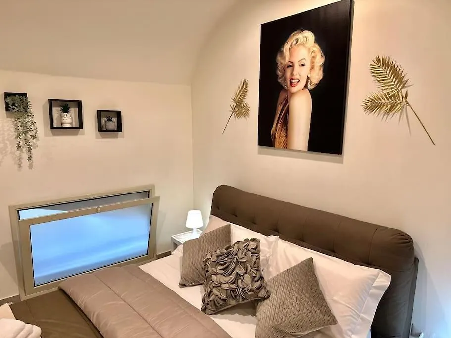 Lucrezia'S Home A Katánie Apartmán